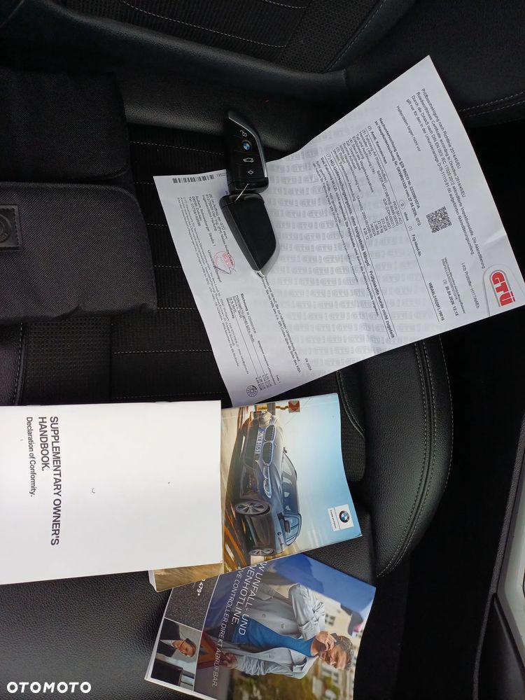 BMW Seria 3 318d Edition Luxury Line Purity - 21
