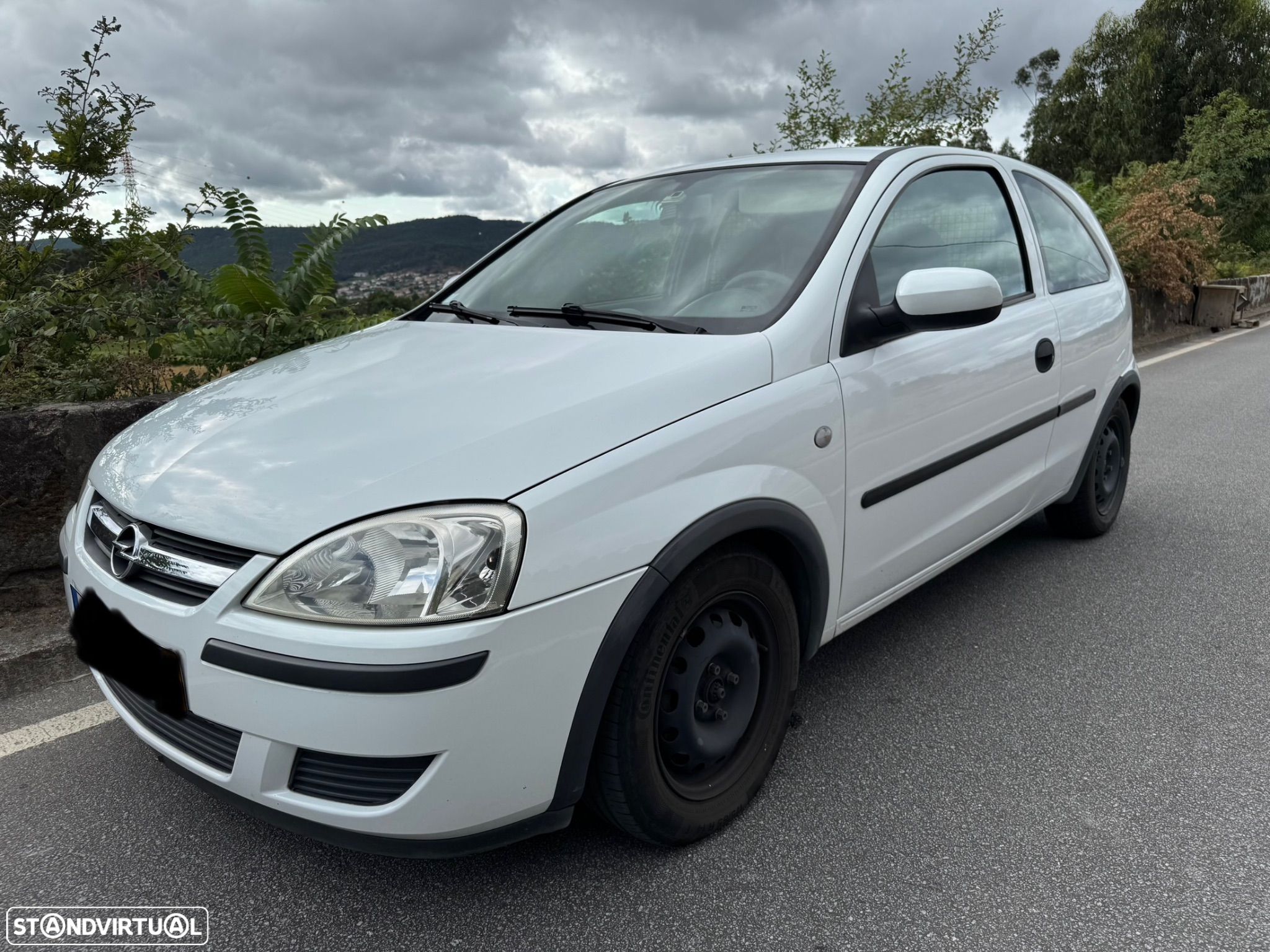 Opel Corsa 1.3 CDTi Enjoy - 1