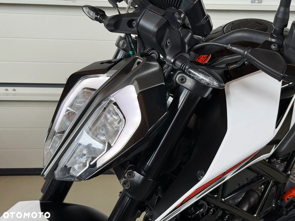 KTM Duke 125 - 4