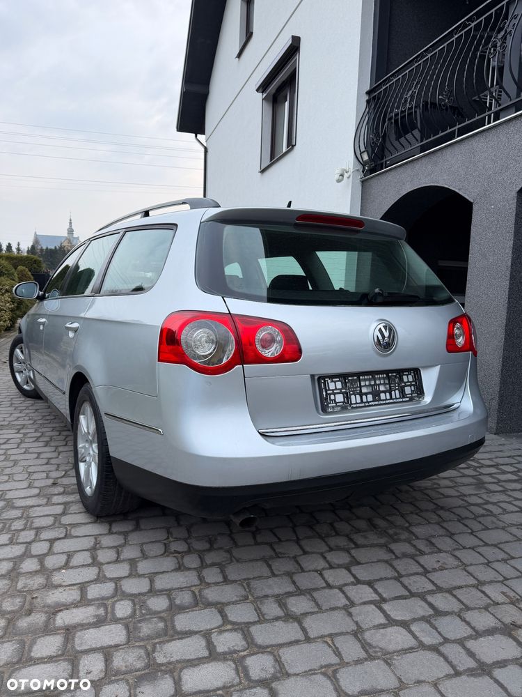 Volkswagen Passat - 10