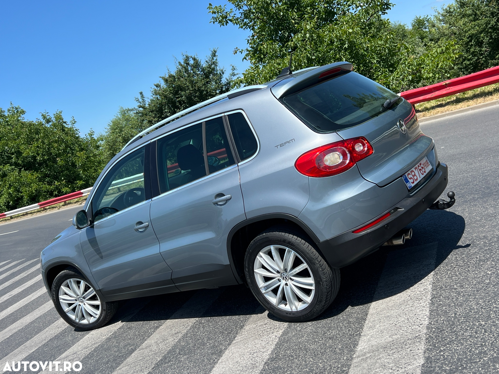 Volkswagen Tiguan 2.0 TDI DPF 4Motion Team - 3