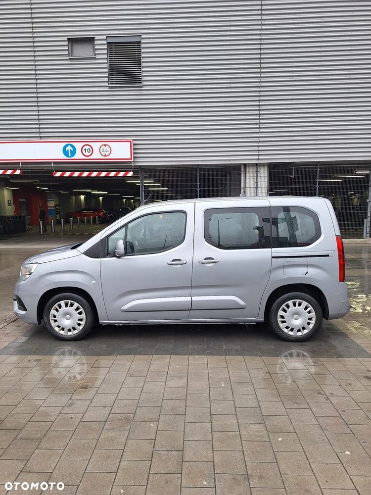 Opel Combo 1.2 Turbo Enjoy S&S - 4
