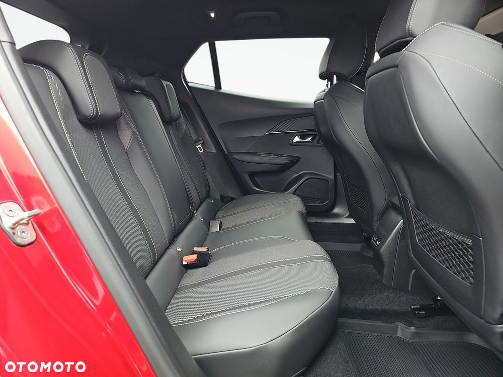 Peugeot 2008 1.2 PureTech GT S&S EAT8 - 33