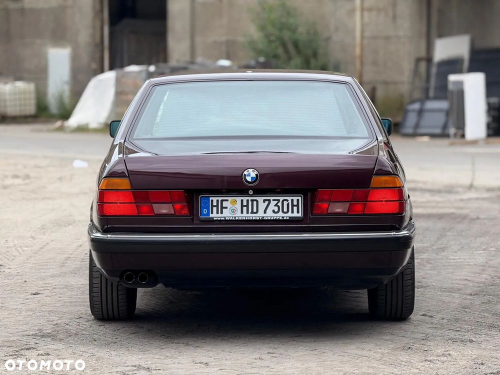 BMW Seria 7 730iL - 8