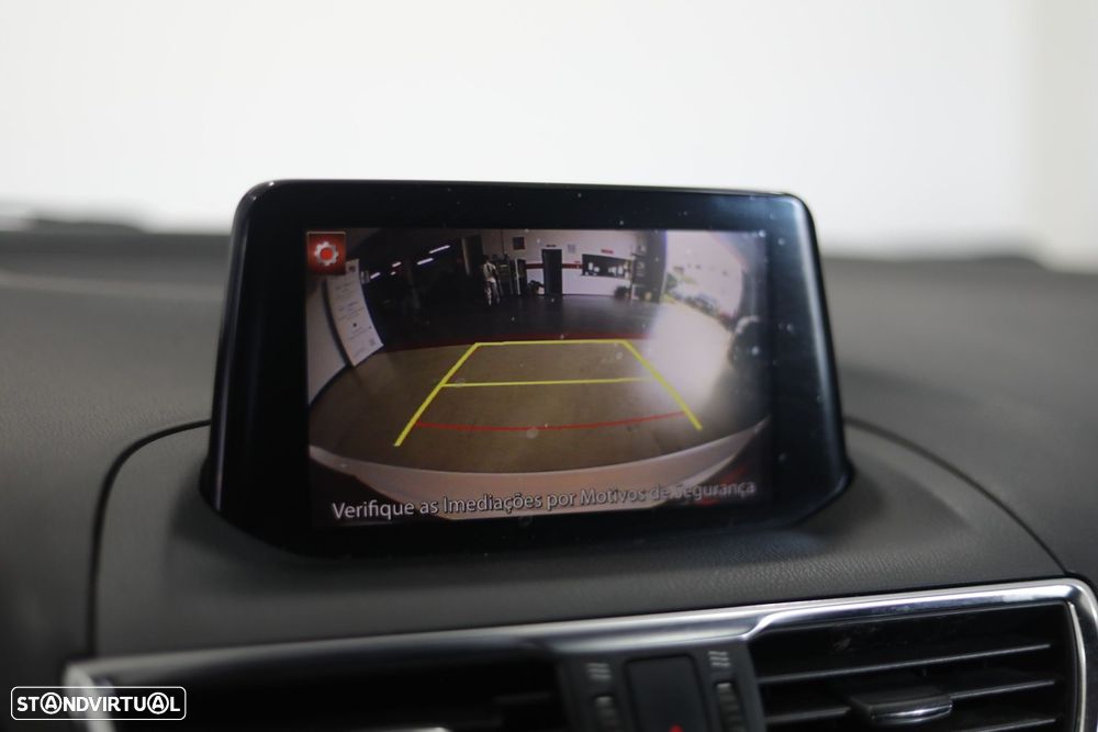 Mazda 3 1.5 Sky-D Evolve HS Navi - 19