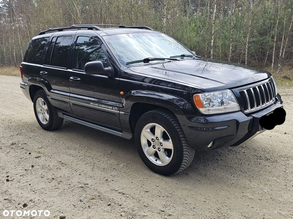 Jeep Grand Cherokee - 12