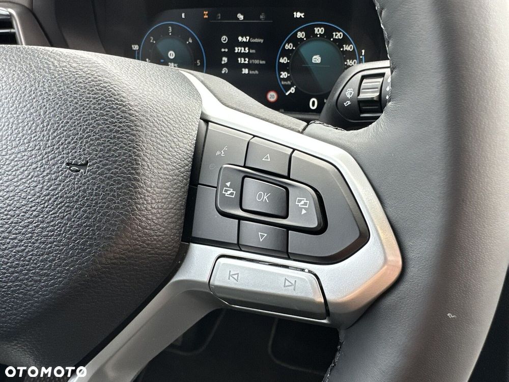 Volkswagen Amarok - 23