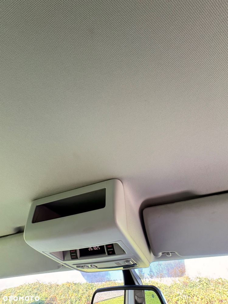 Volkswagen Caravelle 2.0 TDI L2 Highline DSG - 5