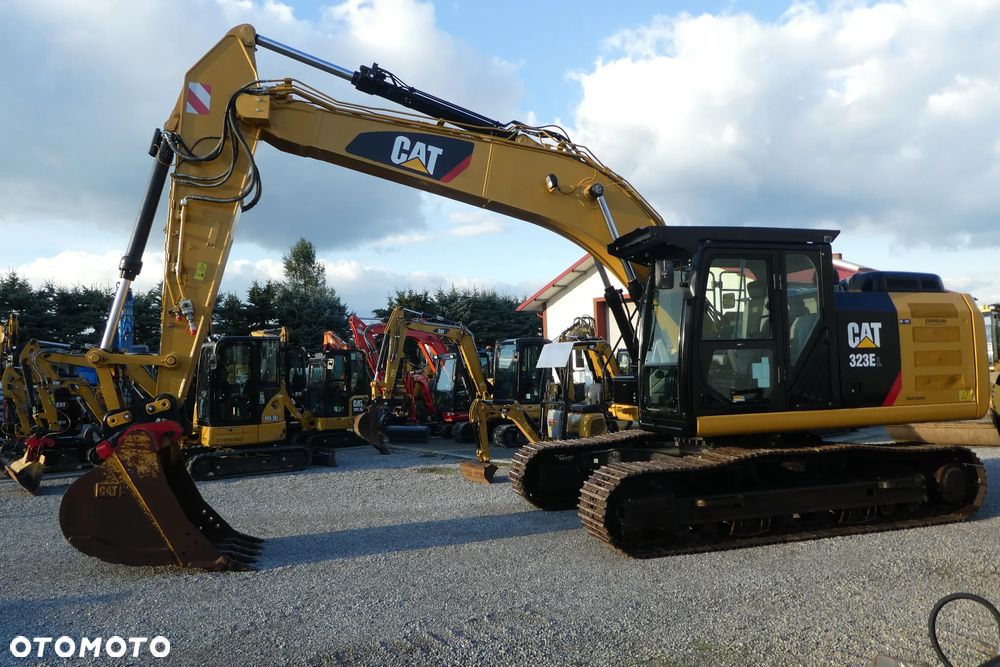 Caterpillar 323 EL Z NIEMIEC DWIE ŁYŻKI - 2