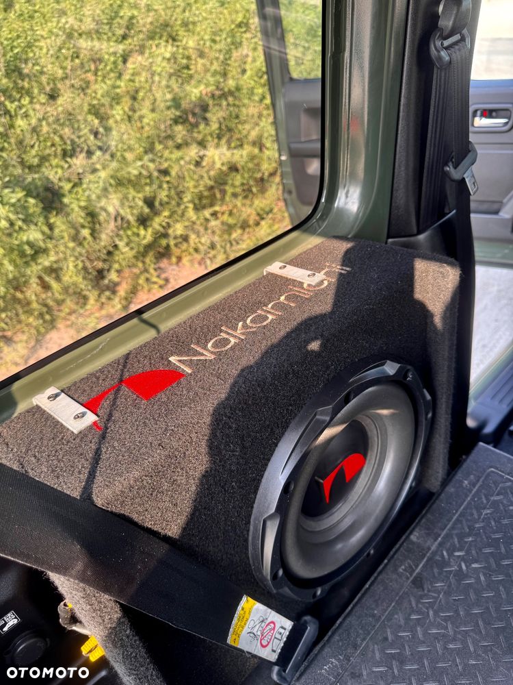 Suzuki Jimny - 38