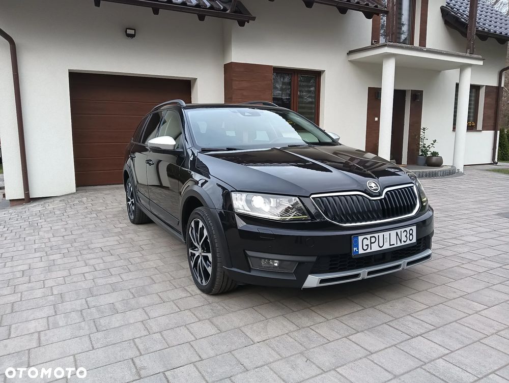 Skoda Octavia 2.0 TDI 4x4 DSG Scout - 6