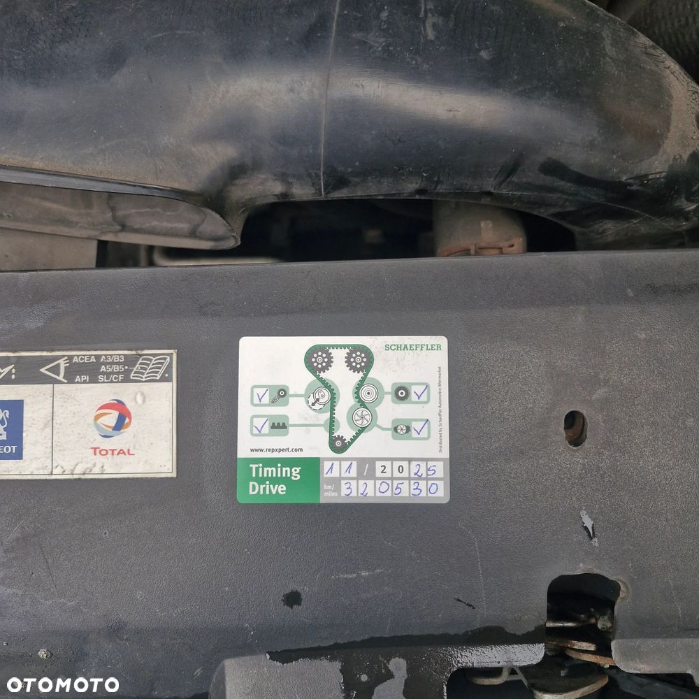 Peugeot 407 2.0 HDI ST Komfort EU4 - 12