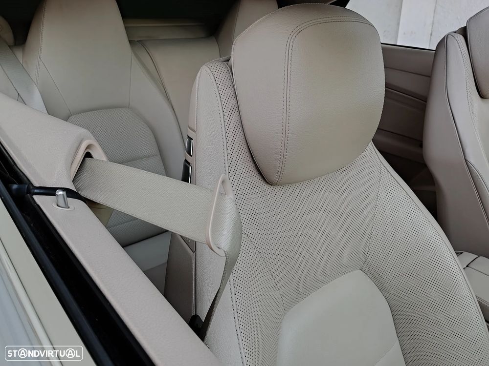 Mercedes-Benz E 250 CDI Avantgarde BE Auto. - 32