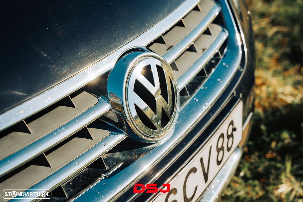 VW Touareg 5.0 V10 TDI Auto - 2