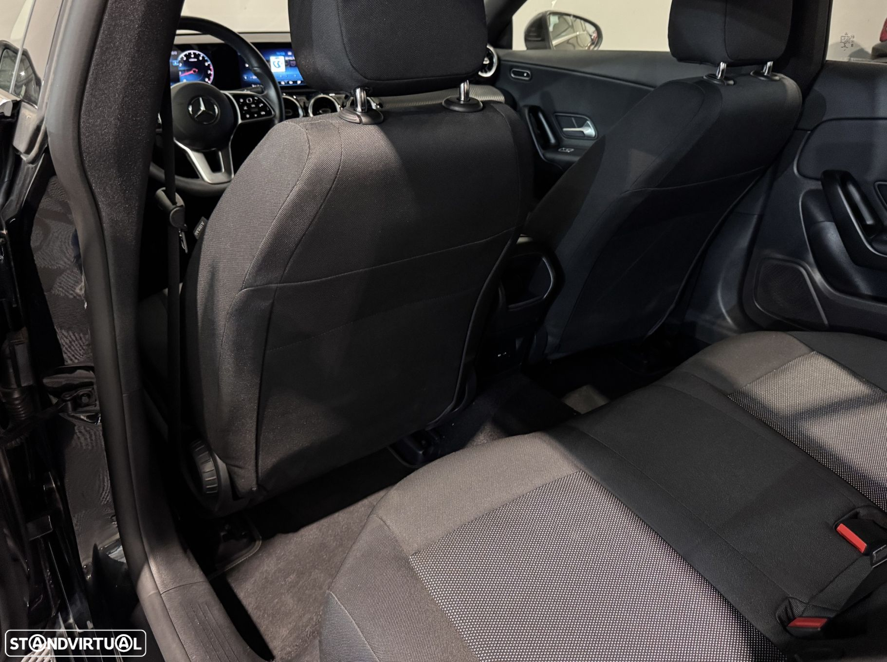 Mercedes-Benz CLA 180 - 22