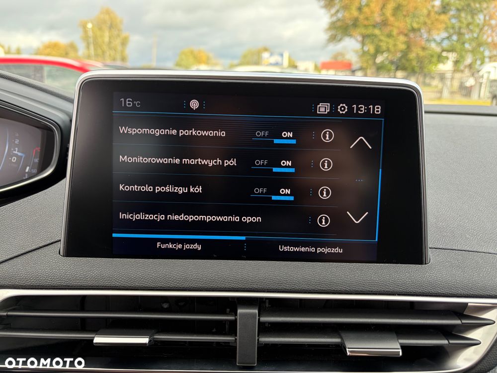 Peugeot 3008 PureTech 130 Stop & Start GPF EAT8 Allure - 17