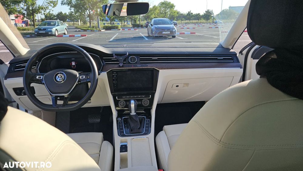 Volkswagen Passat 2.0 TDI SCR 4Mot DSG Highline - 38