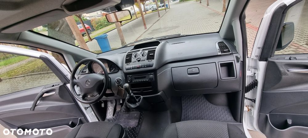 Mercedes-Benz Vito - 22