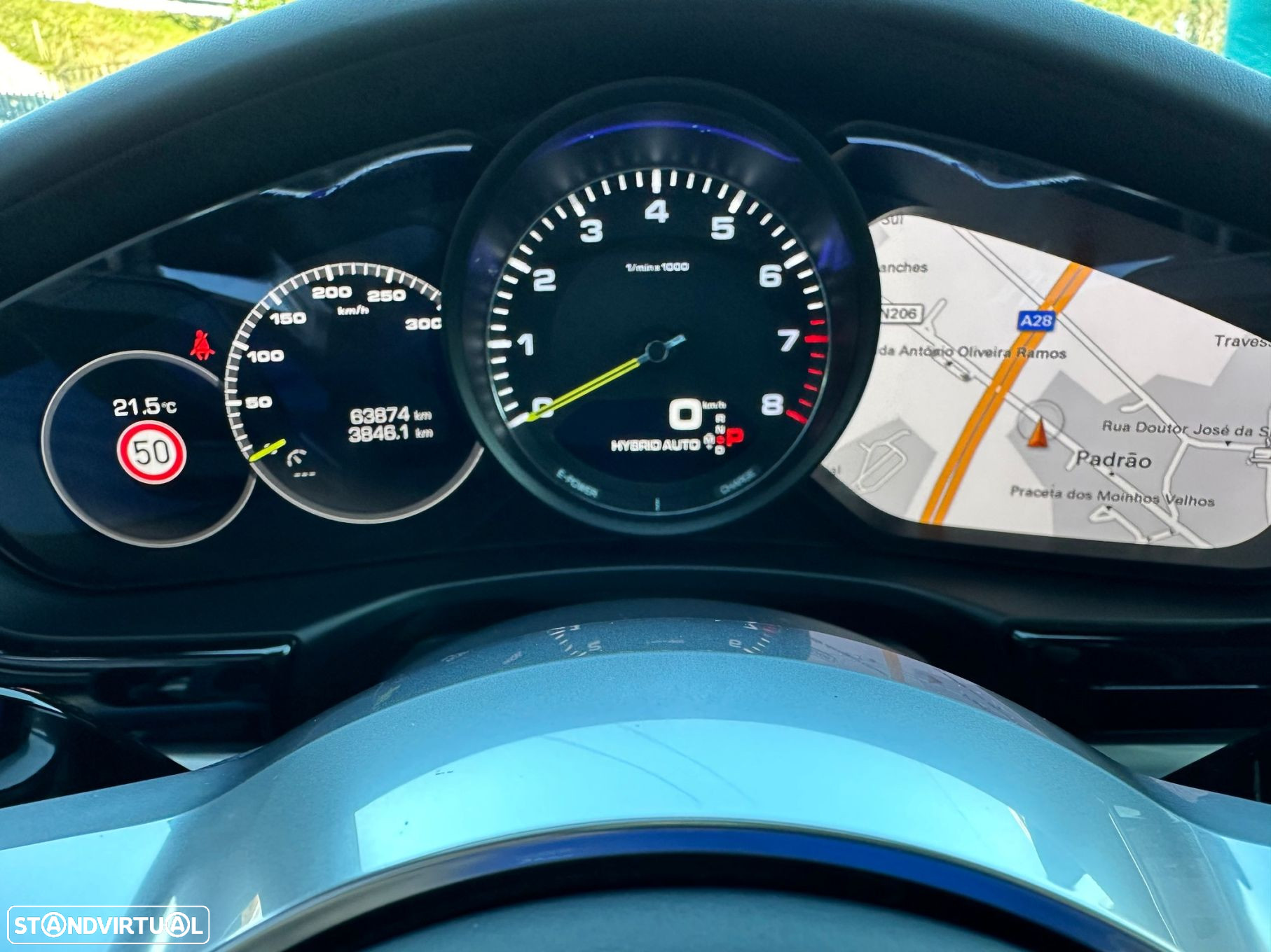 Porsche Panamera Sport Turismo 4 E-Hybrid 10 Years Edition - 34