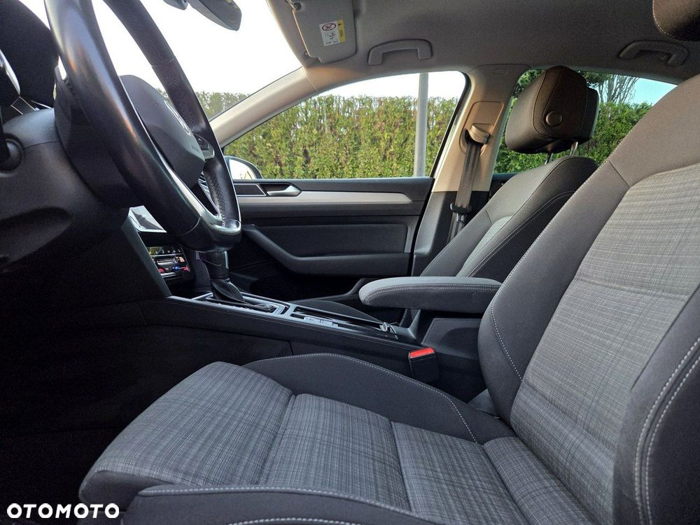 Volkswagen Passat 2.0 TDI SCR Highline DSG - 8