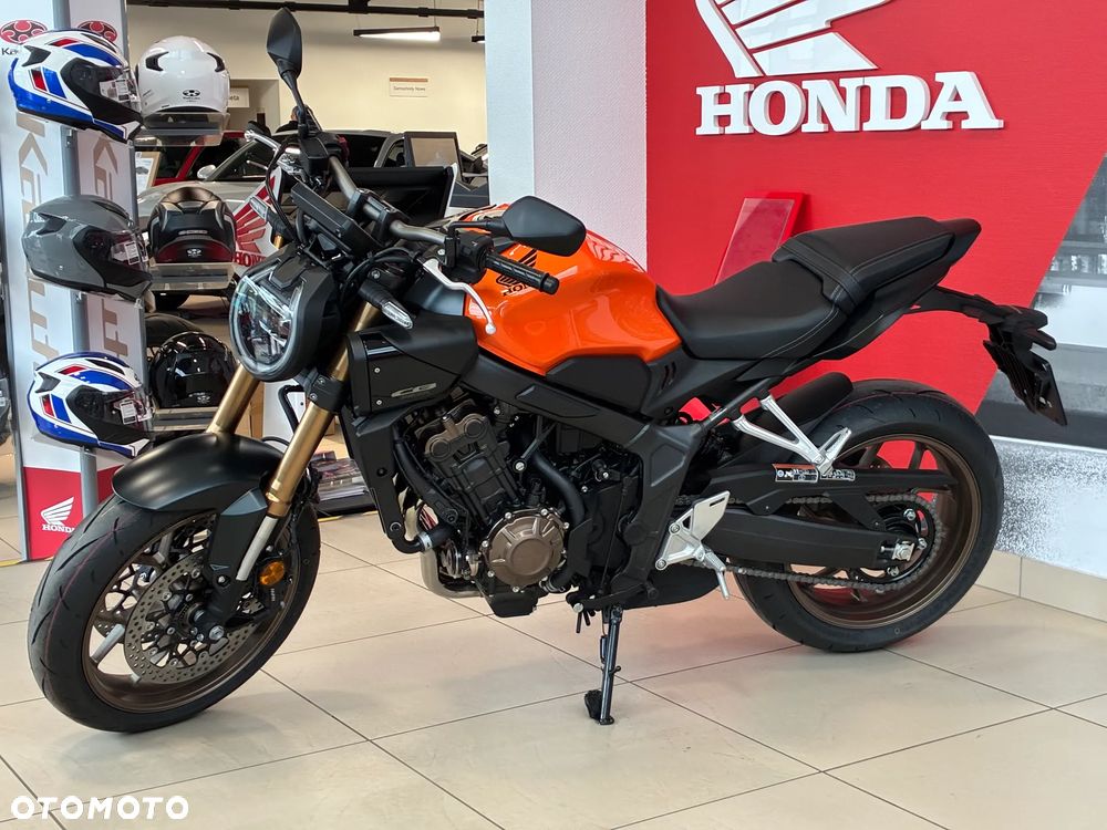 Honda CB - 3