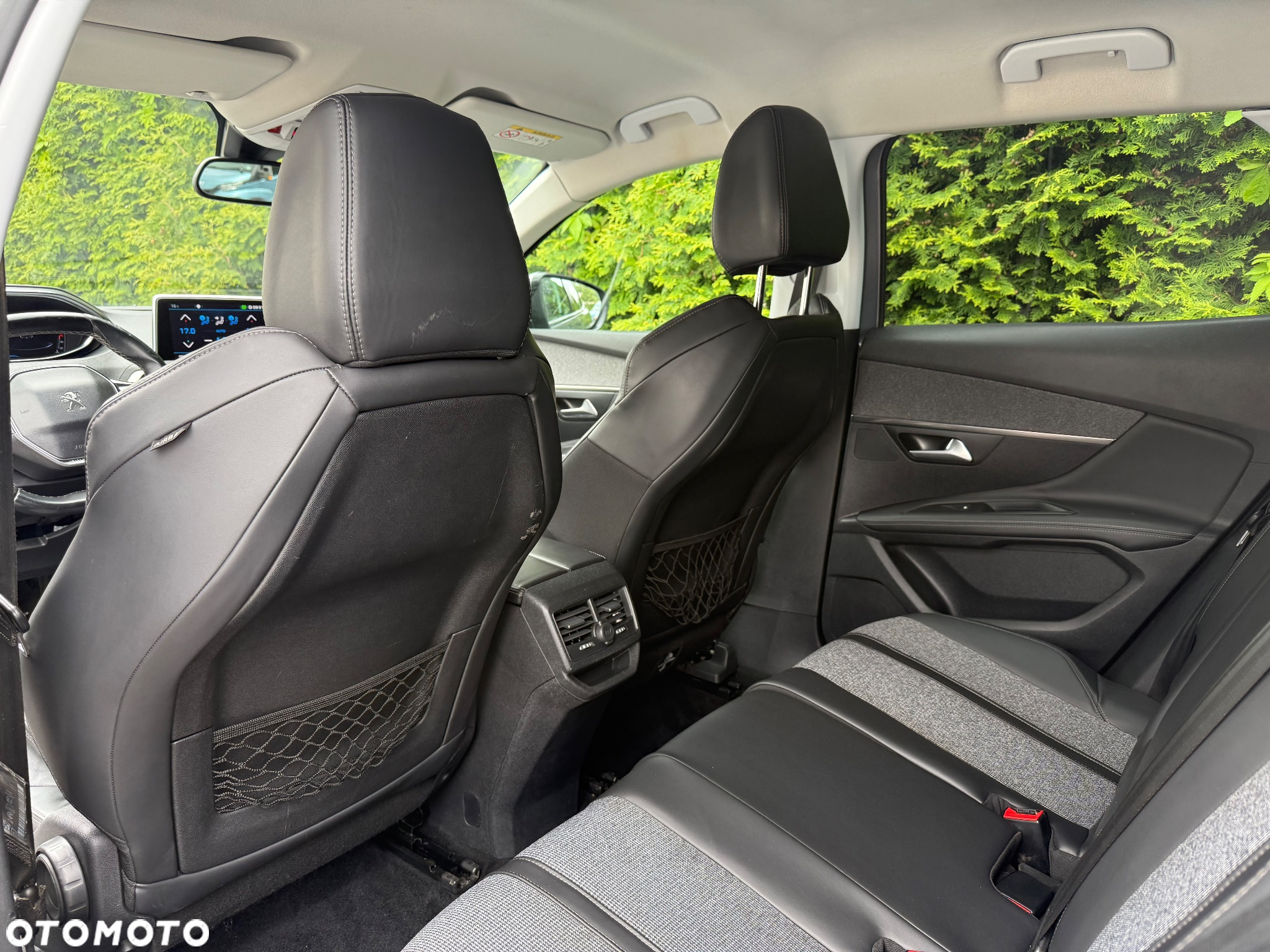Peugeot 3008 1.5 BlueHDi Active S&S - 12