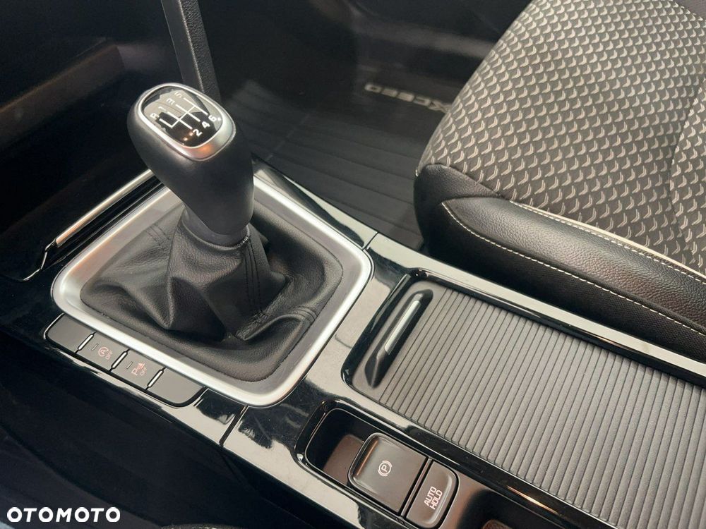 Kia XCeed 1.5 T-GDI L - 18