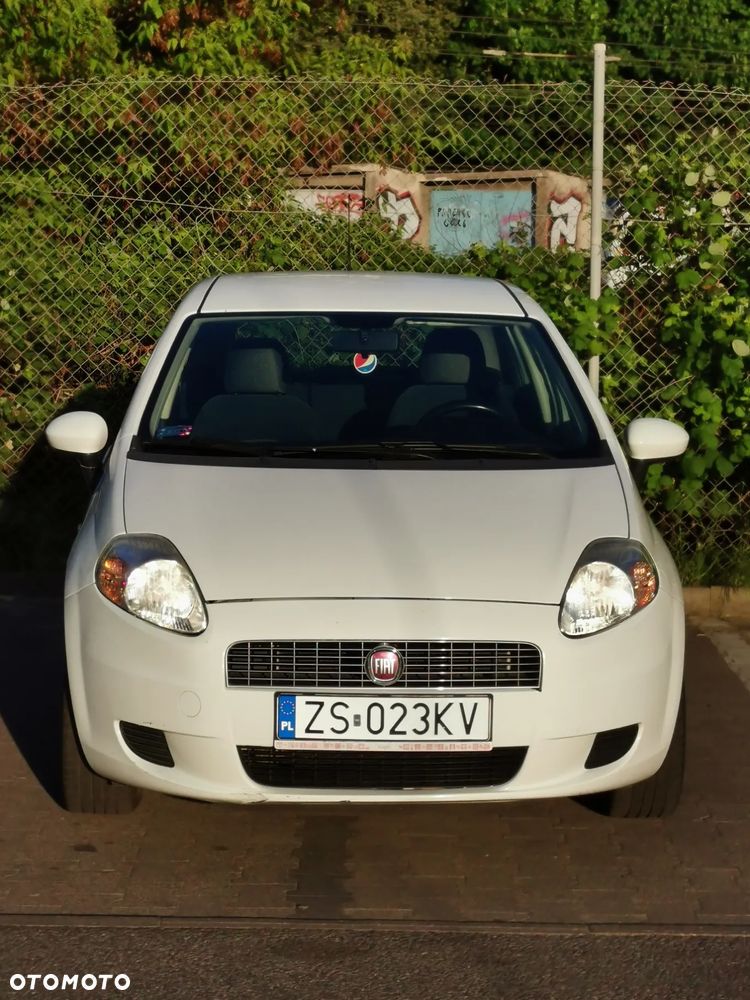 Fiat Grande Punto - 1