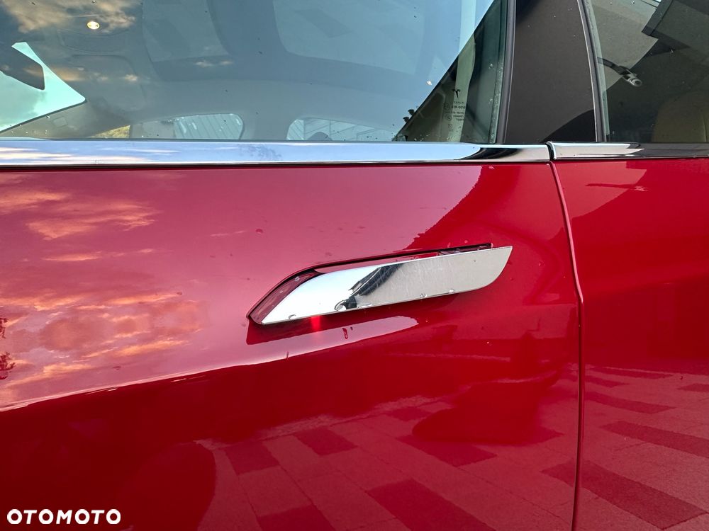 Tesla Model S 100D Allradantrieb Performance - 10