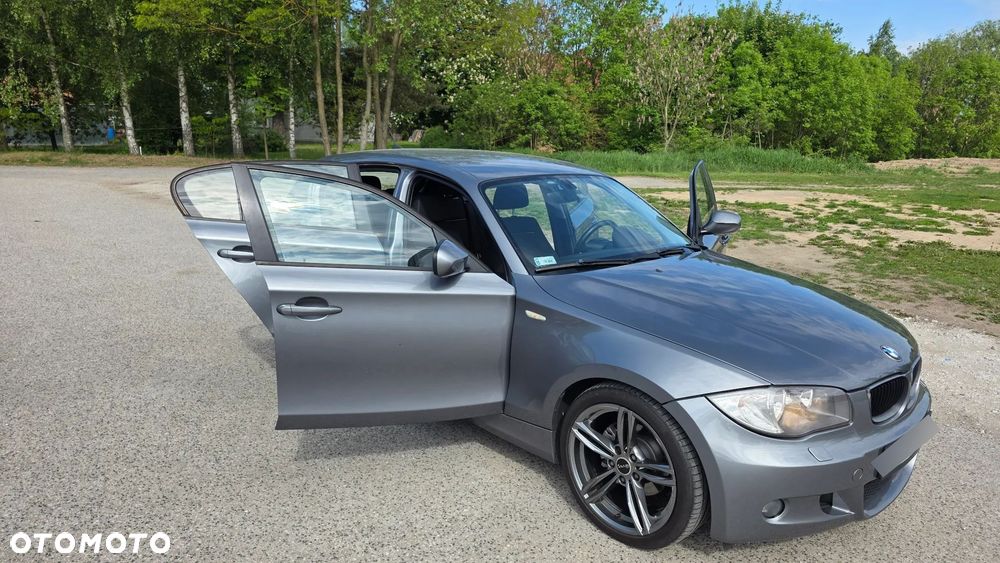 BMW Seria 1 - 12
