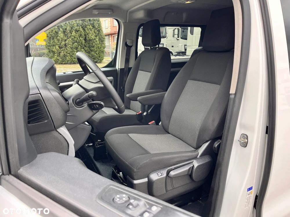 Toyota PROACE VERSO LONG / BRYGADÓWKA / SALON POLSKA / BEZWYPADKOWA / DOSTĘPNA OD RĘKI - 17