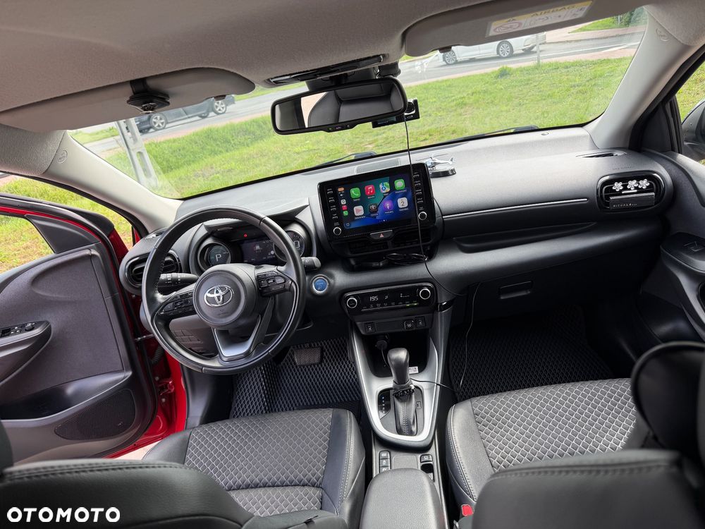 Toyota Yaris - 17
