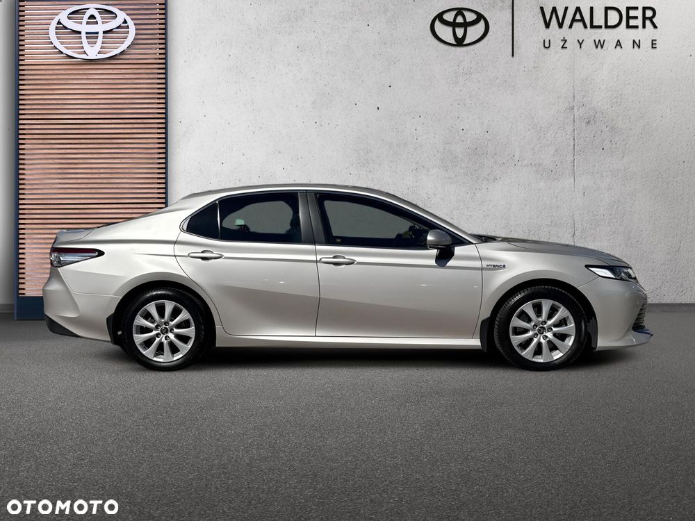 Toyota Camry 2.5 Hybrid Comfort CVT - 8