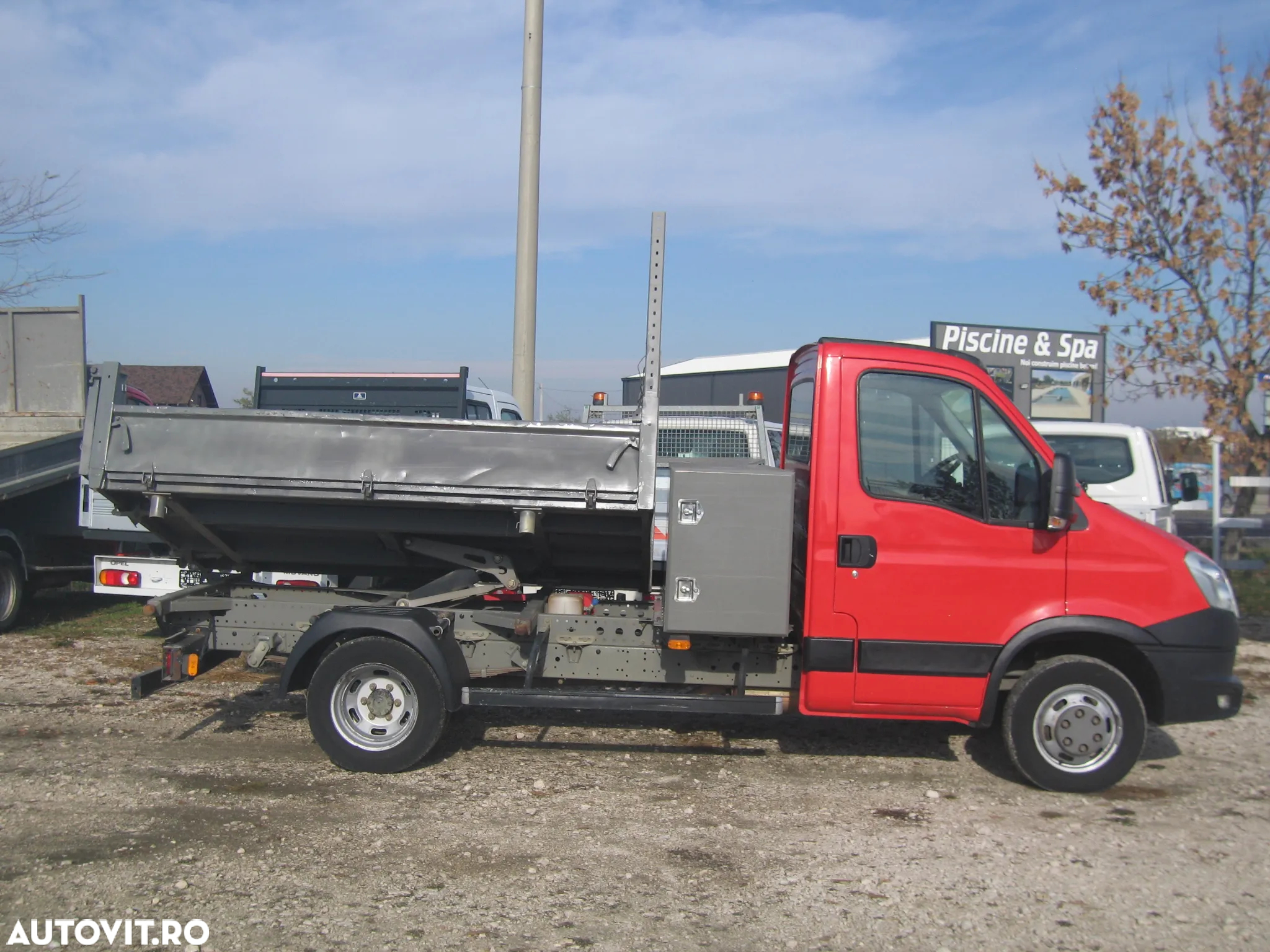 Iveco DAILY 35 C 13 , 3 LOC. BASCULABILA 3  PARTI , CLIMA . - 12