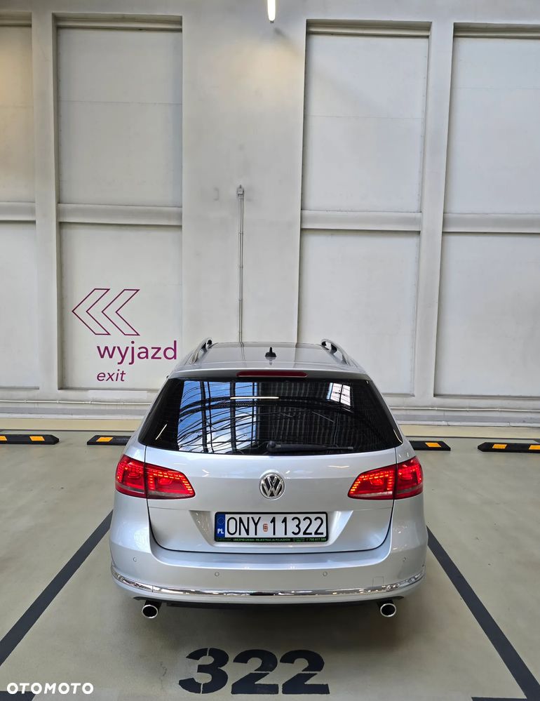 Volkswagen Passat 2.0 TDI Highline DSG - 8