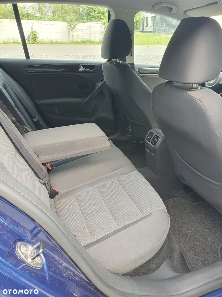 Volkswagen Golf 1.6 Comfortline - 11