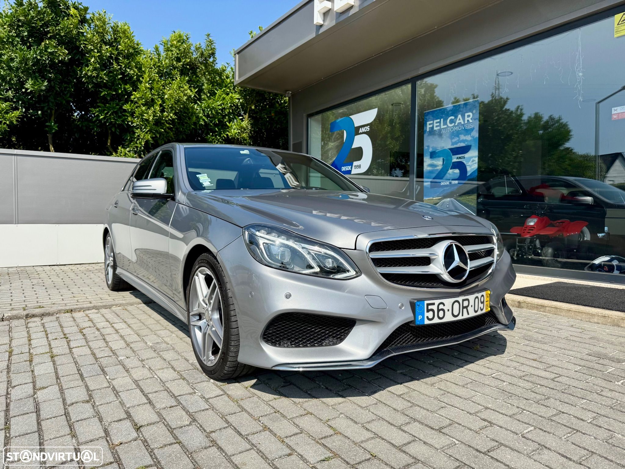Mercedes-Benz E 300 Bluetec Hybrid Avantgarde - 1