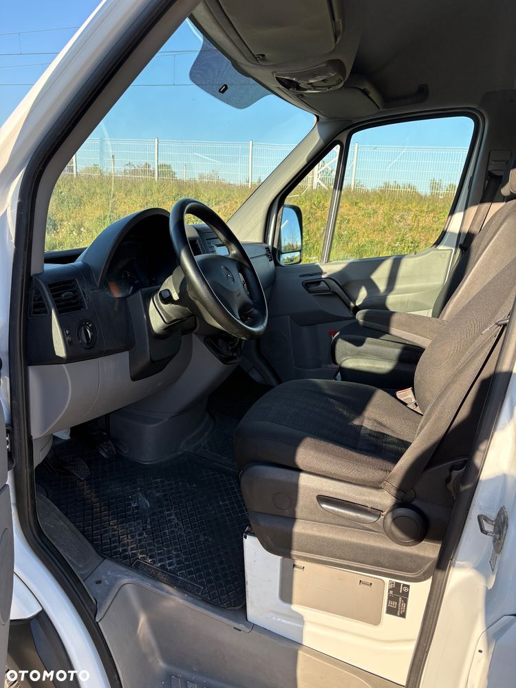 Mercedes-Benz Sprinter - 6