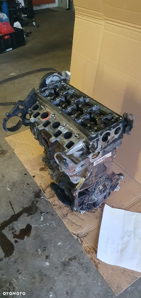 Silnik słupek blok silnika VW Audi Skoda Seat 1.6 TDI CAY CAYD - 3