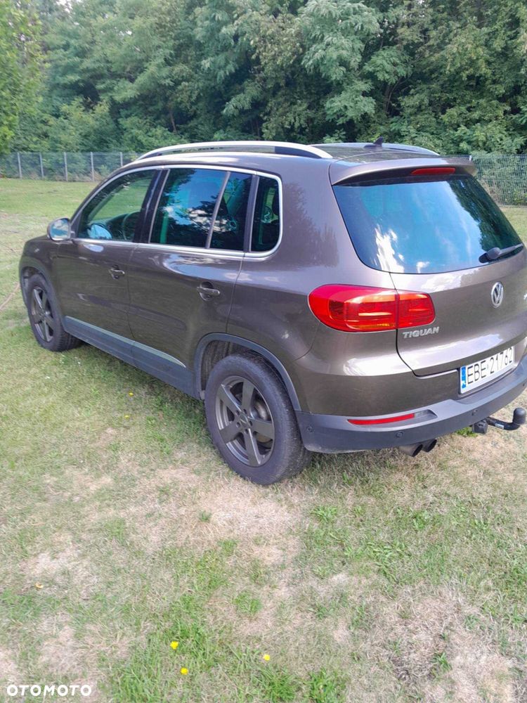 Volkswagen Tiguan - 4