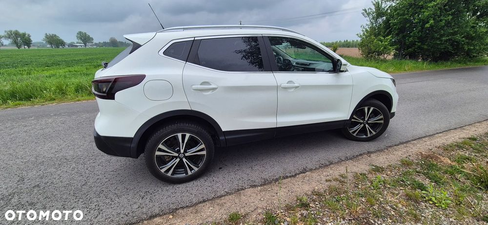 Nissan Qashqai - 11