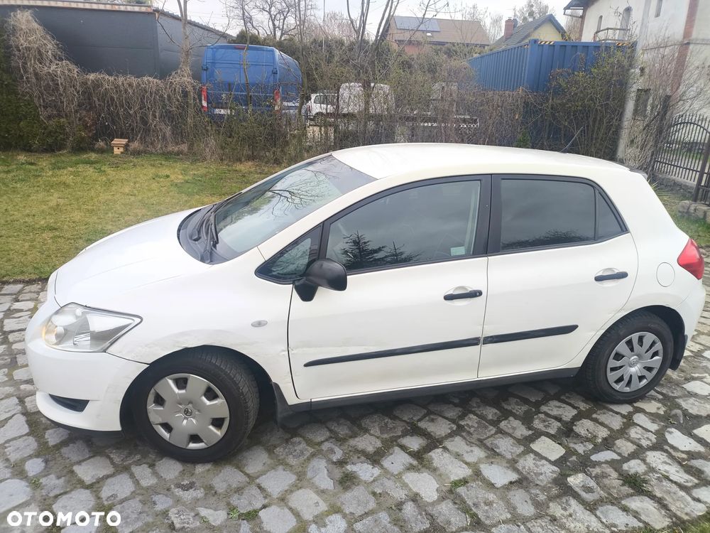 Toyota Auris 1.4 D-4D Premium - 8