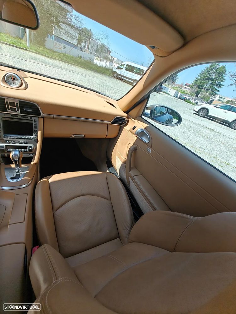 Porsche 911 (997) Carrera 4S PDK - 18