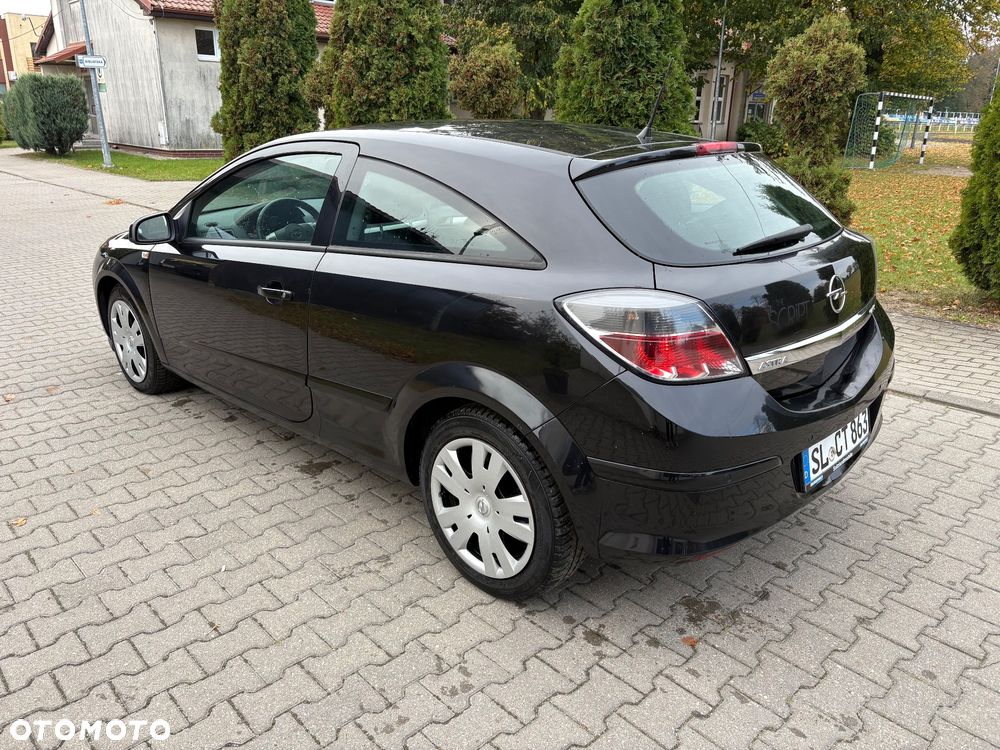 Opel Astra GTC 1.6 - 3