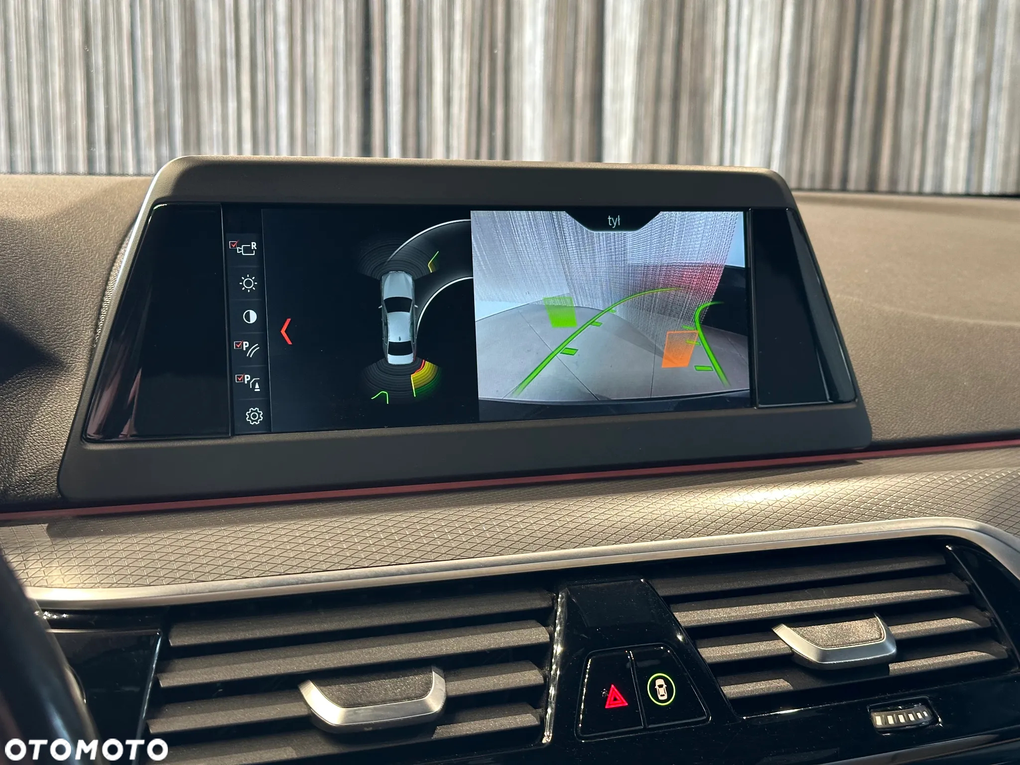 BMW Seria 5 520d M Sport - 14