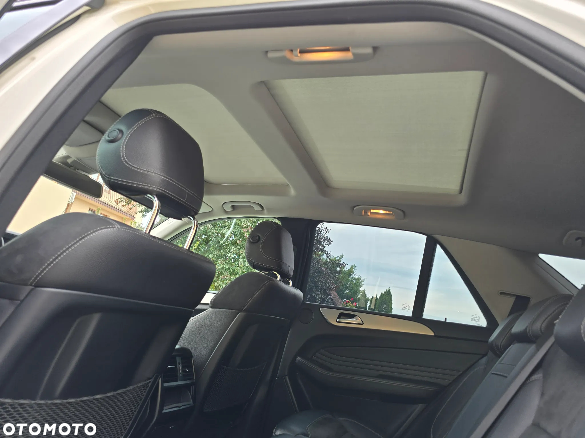 Mercedes-Benz ML 350 4MATIC (BlueEFFICIENCY) 7G-TRONIC - 31