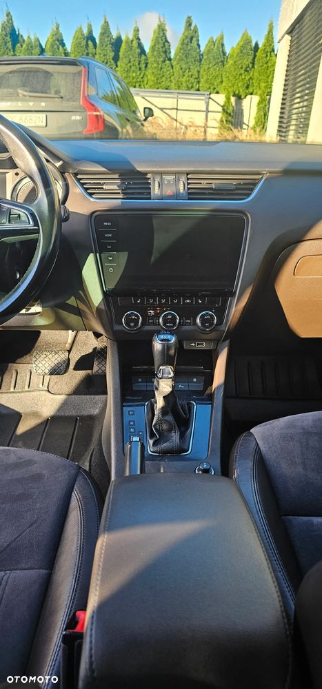 Skoda Octavia 1.8 TSI 4x4 L&K DSG - 8