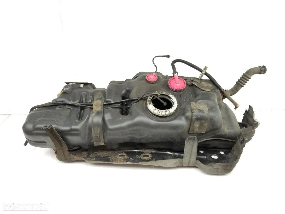 DEPÓSITO DE COMBUSTÍVEL TOYOTA LAND CRUISER J12 - 1