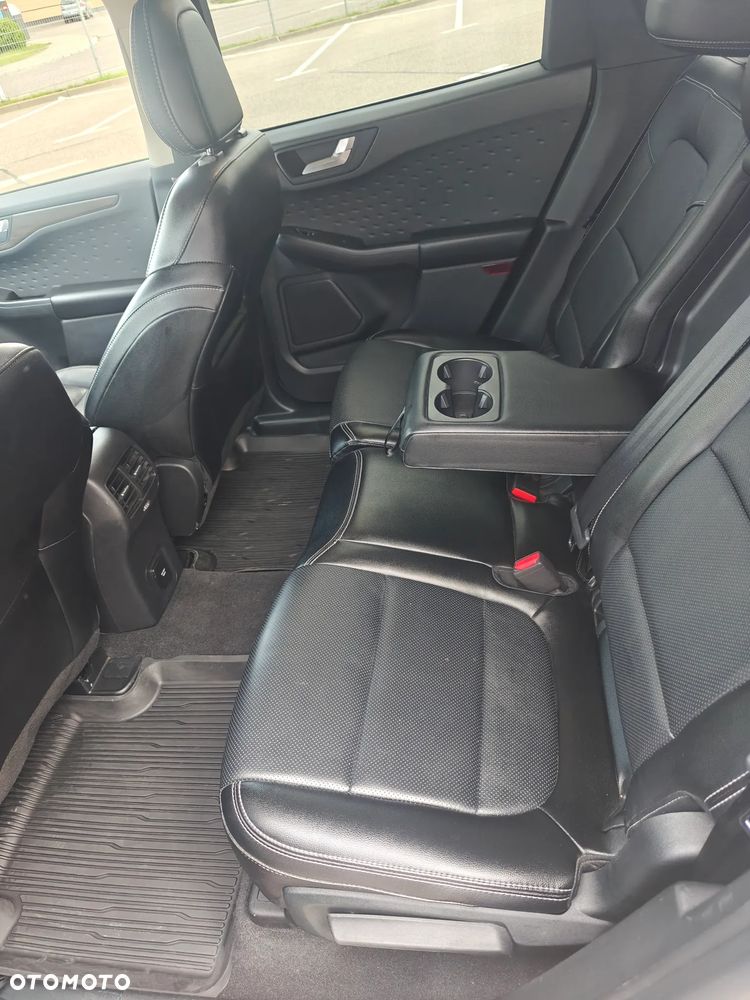 Ford Kuga 2.5 FHEV FWD Titanium - 10