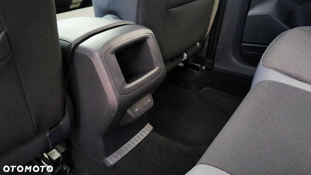Volkswagen T-Cross - 32